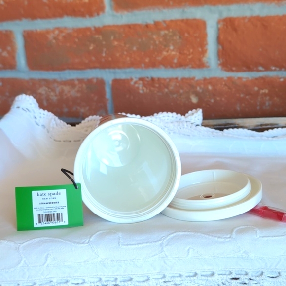 ♠️ Kate Spade Insulated Lunch Bag & Insulated Tumbler Set with Strawberr… - Picture 8 of 10